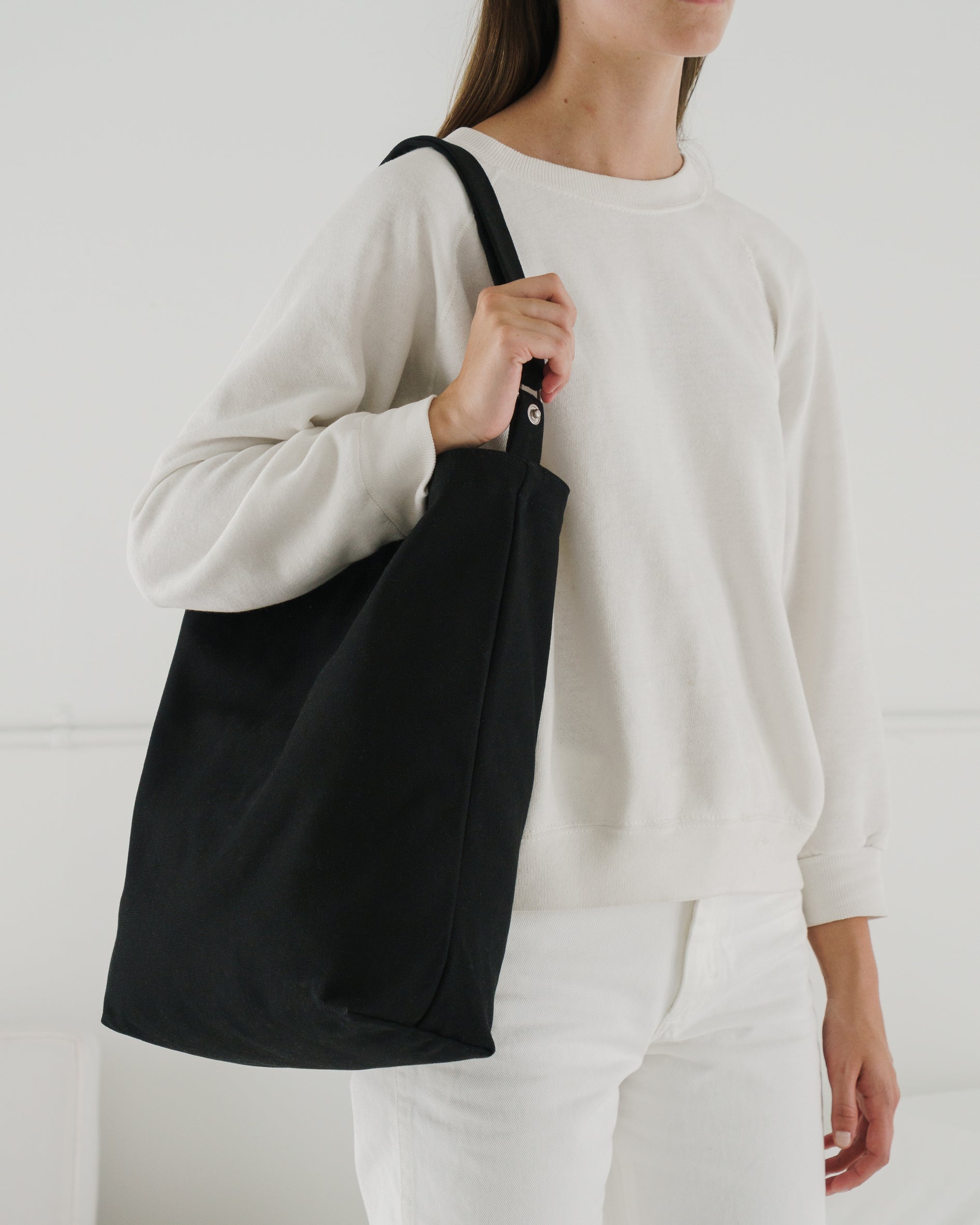 canvas shoulder bag