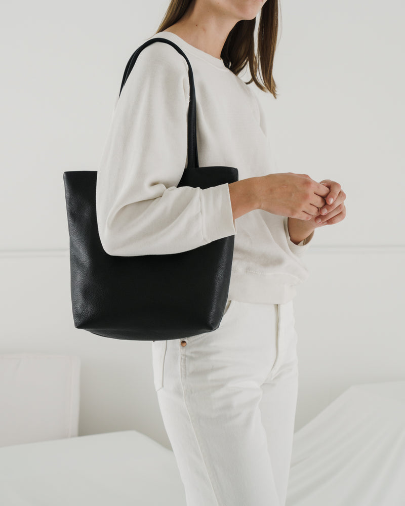 medium tote