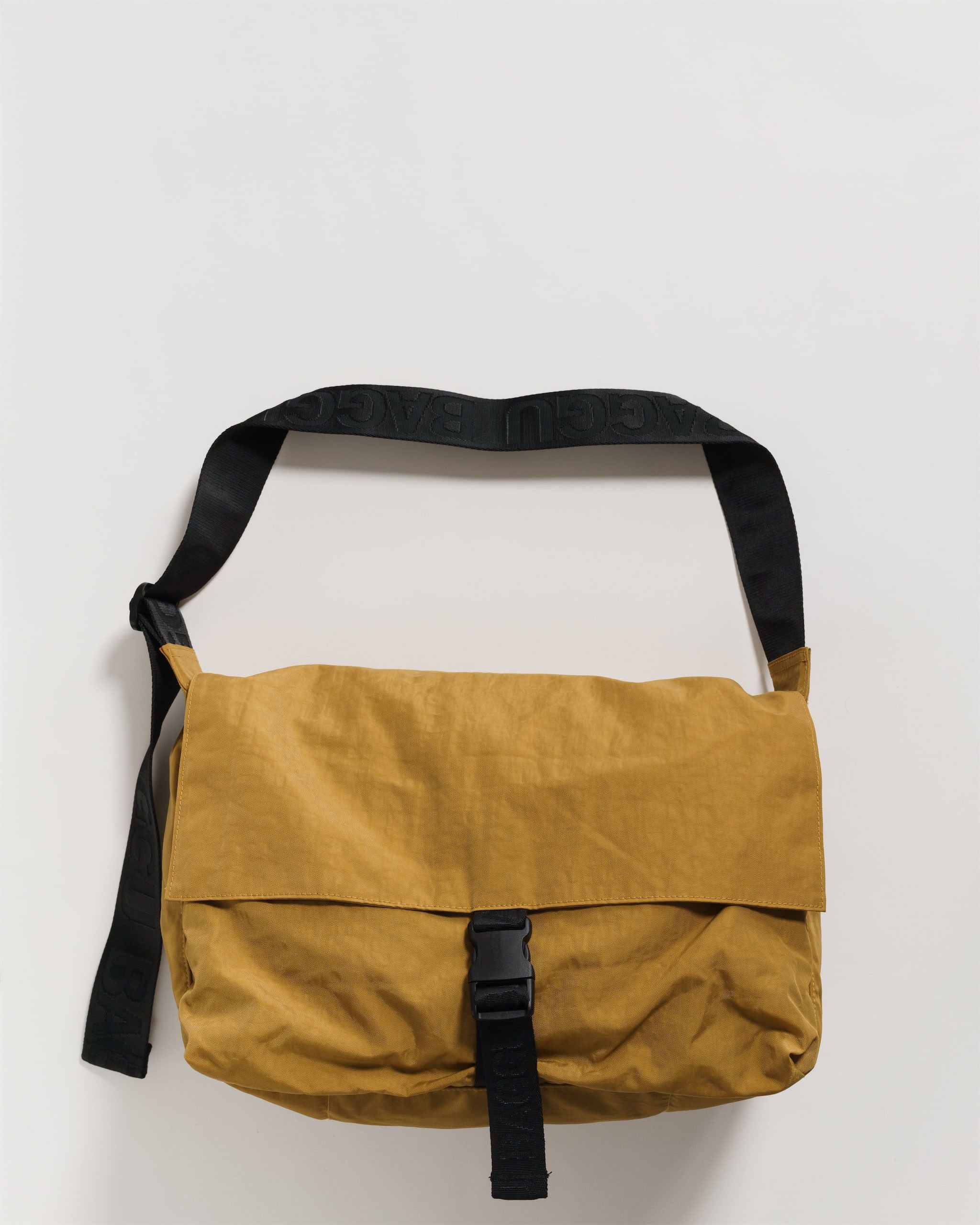 Baggu Travel Cloud Bag, multiple options – The Find