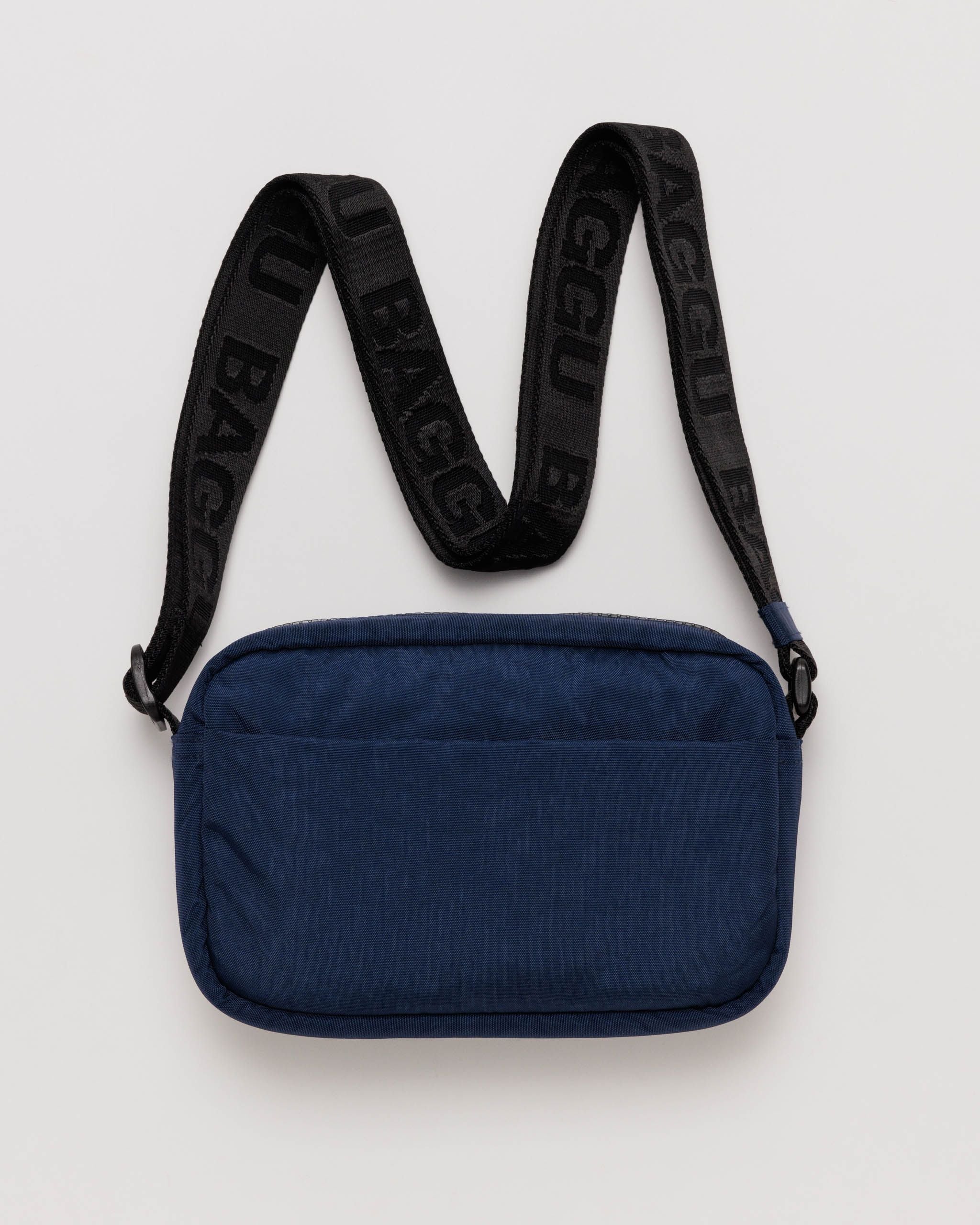 Camera Crossbody : Navy - Baggu