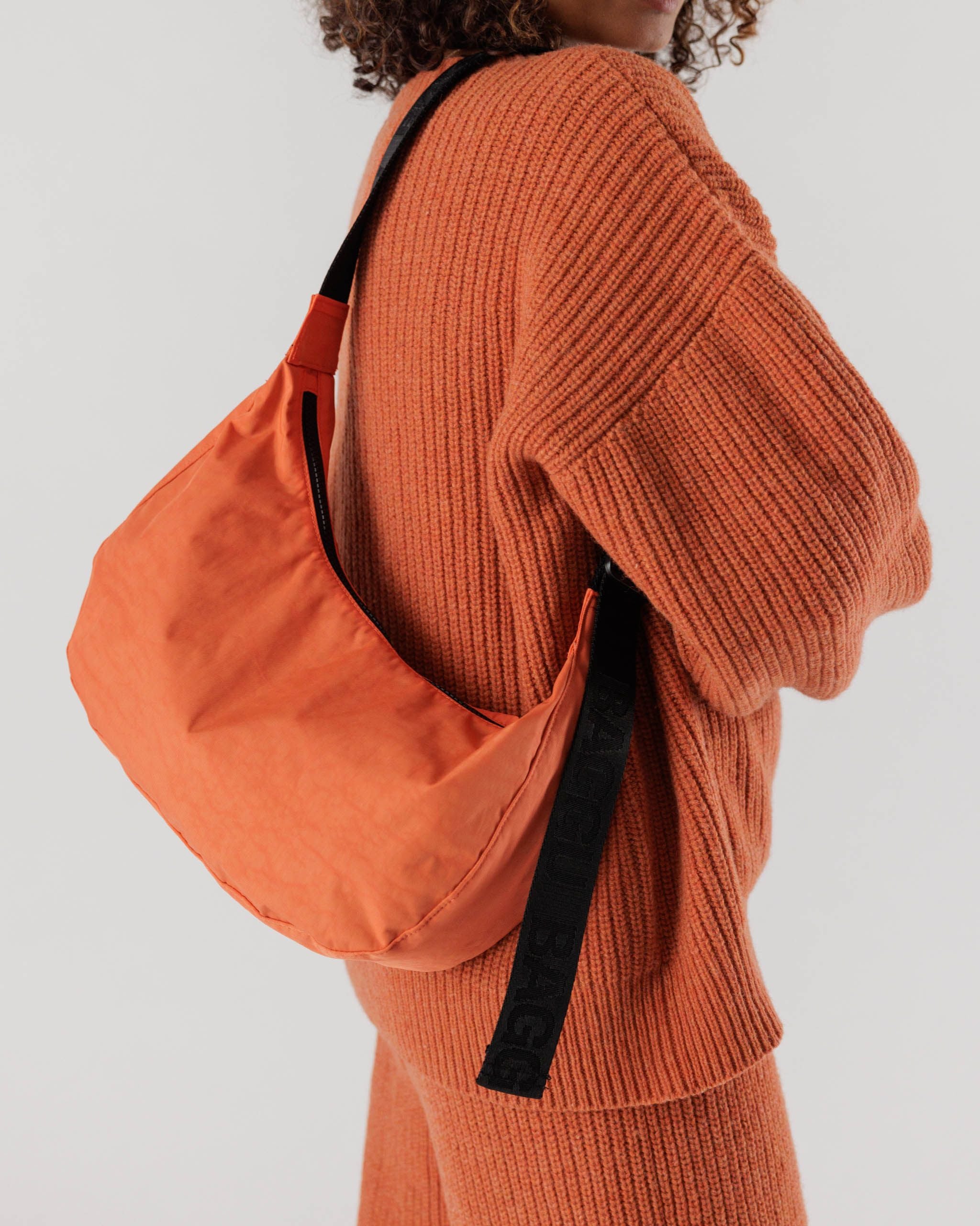 Medium Nylon Crescent Bag : Brown - Baggu