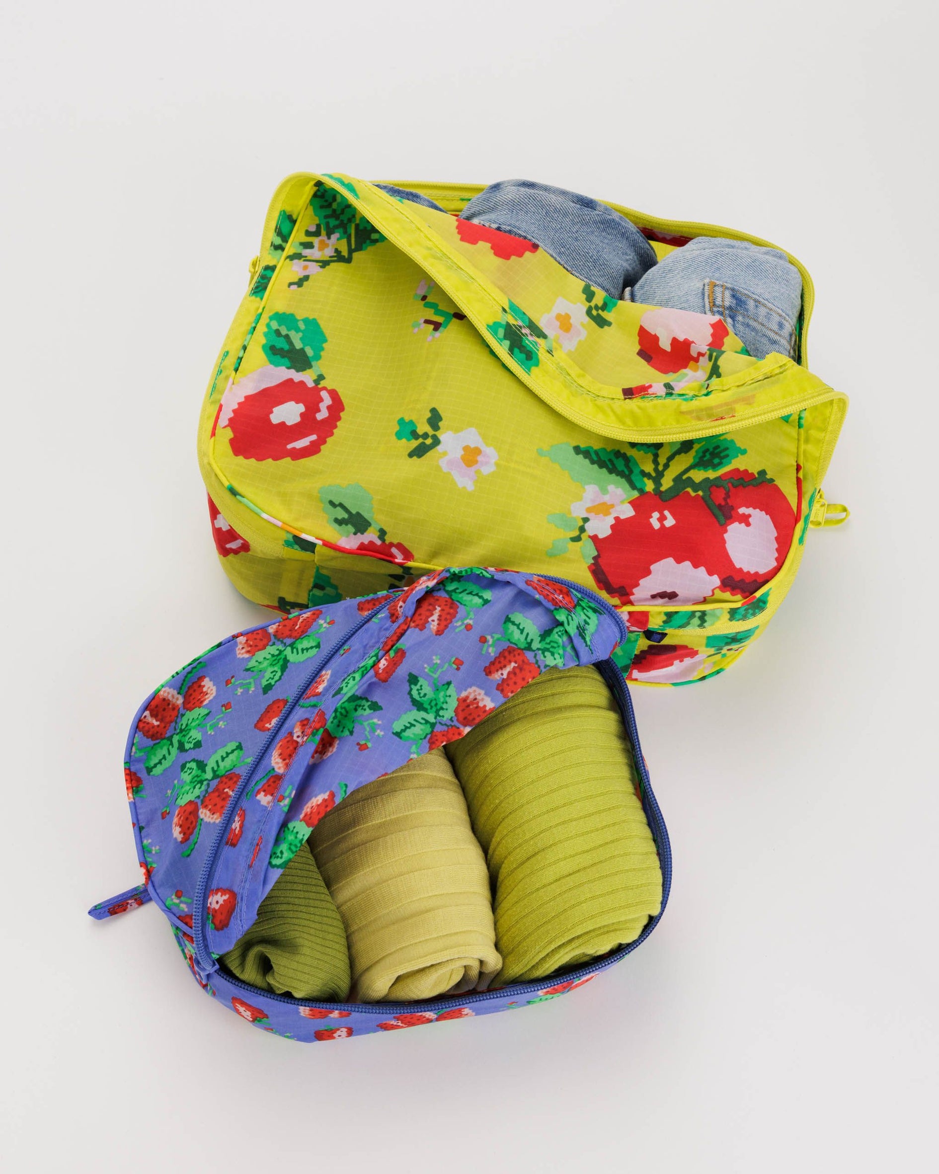 Packing Cube Set : Needlepoint Fruit - Baggu