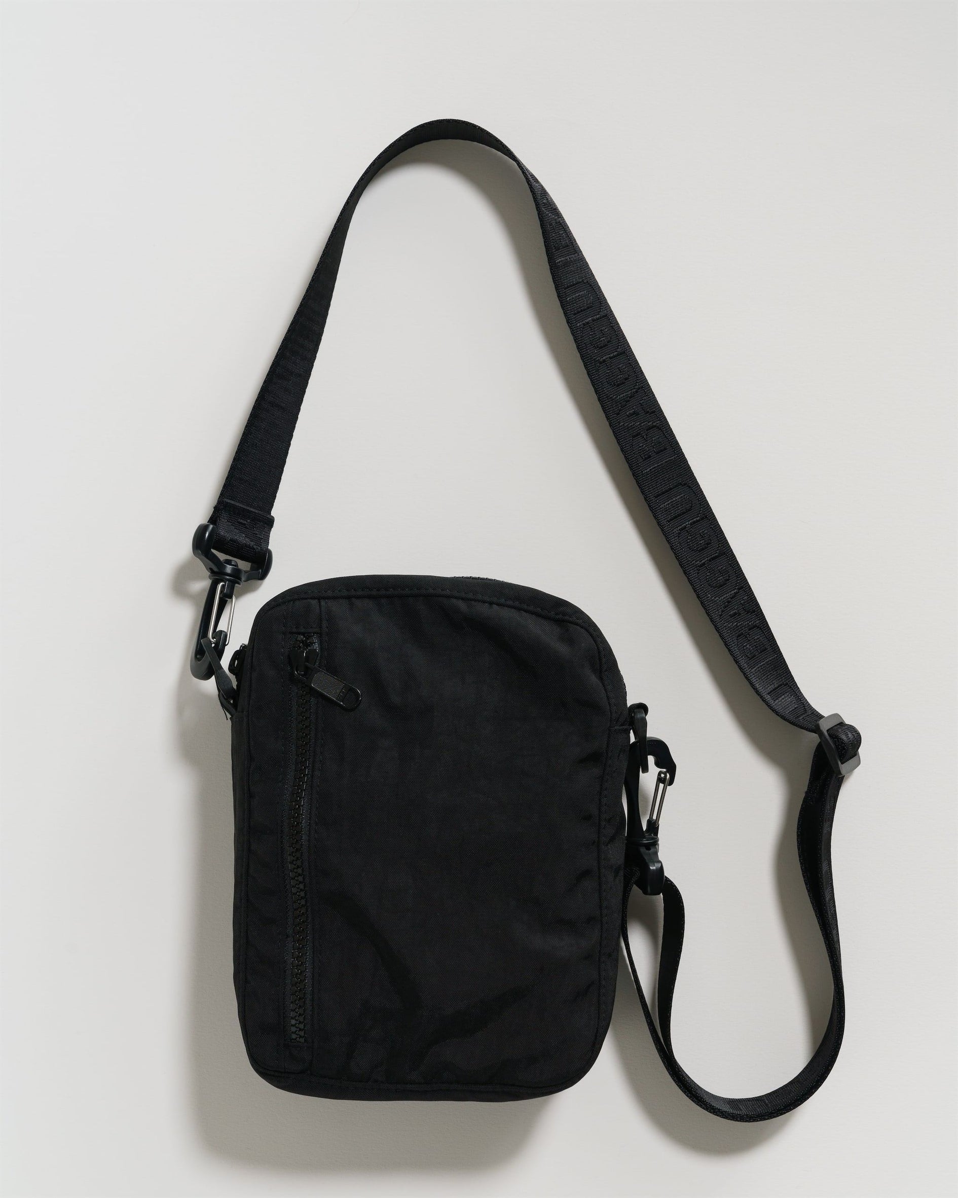 Sport Crossbody : Black - Baggu