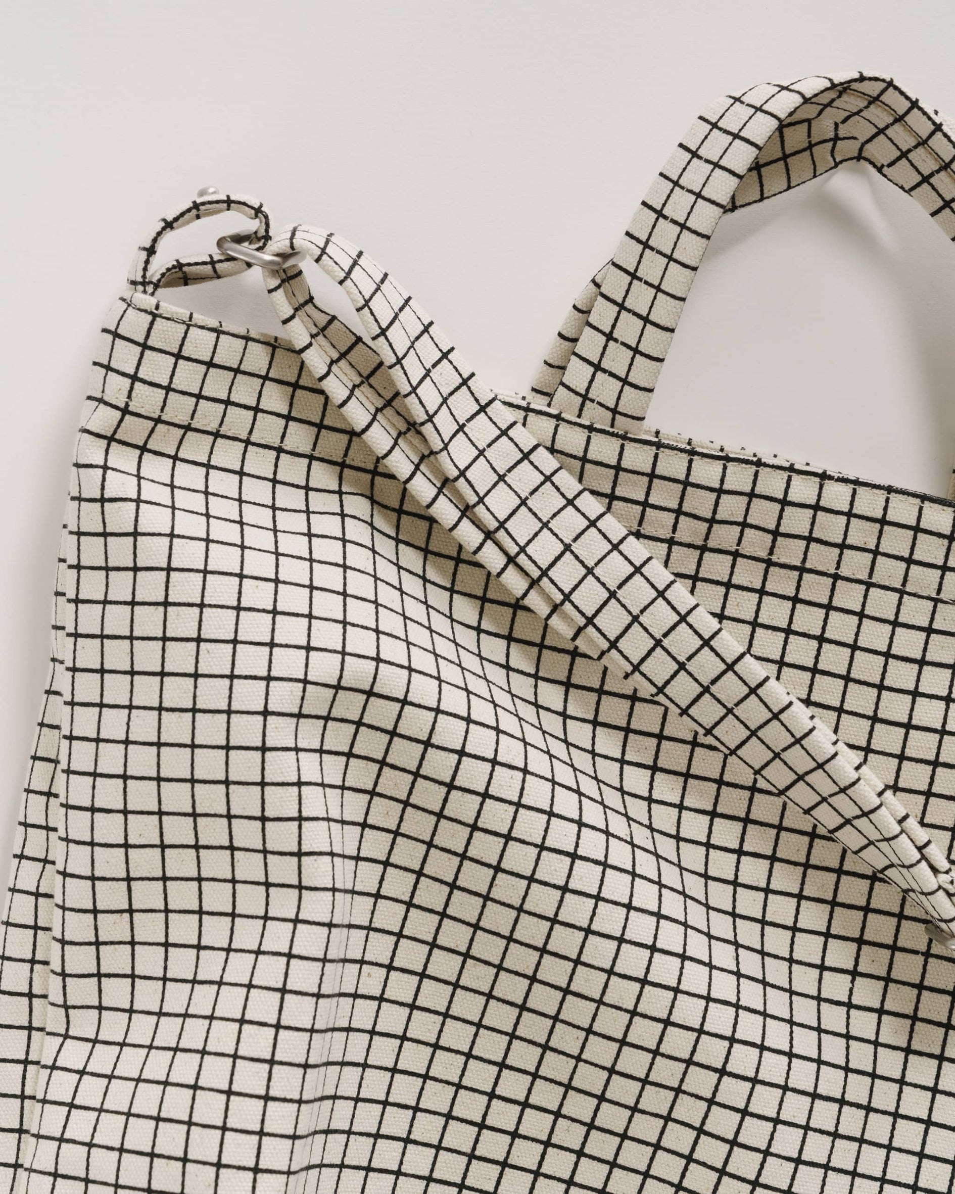 Zip Duck Bag in Natural Grid – Salt & Sundry