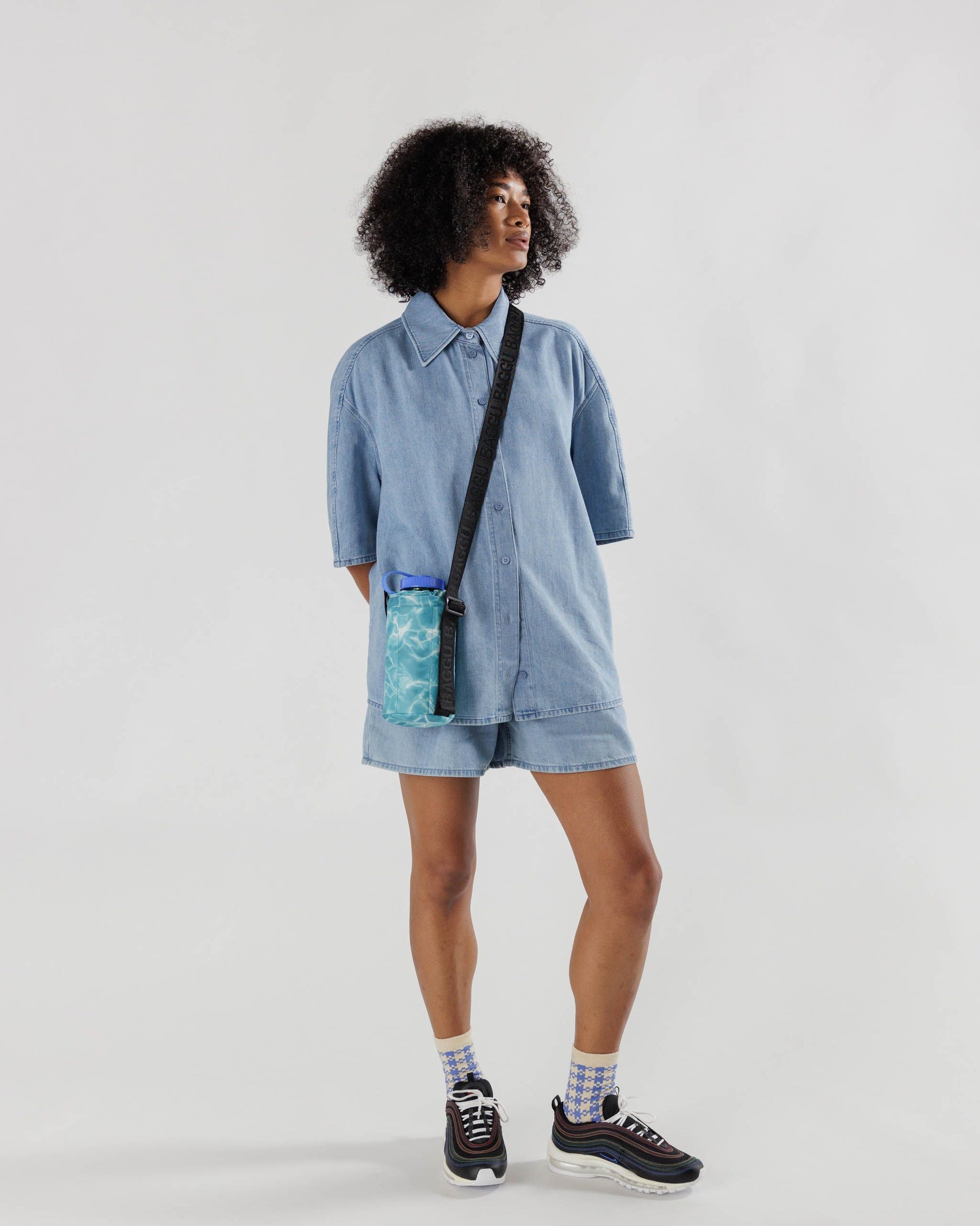 BAGGU Puffy Water Bottle Sling