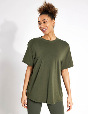 Nike, Alate Ellipse Longline Bra - Cargo Khaki/Sail