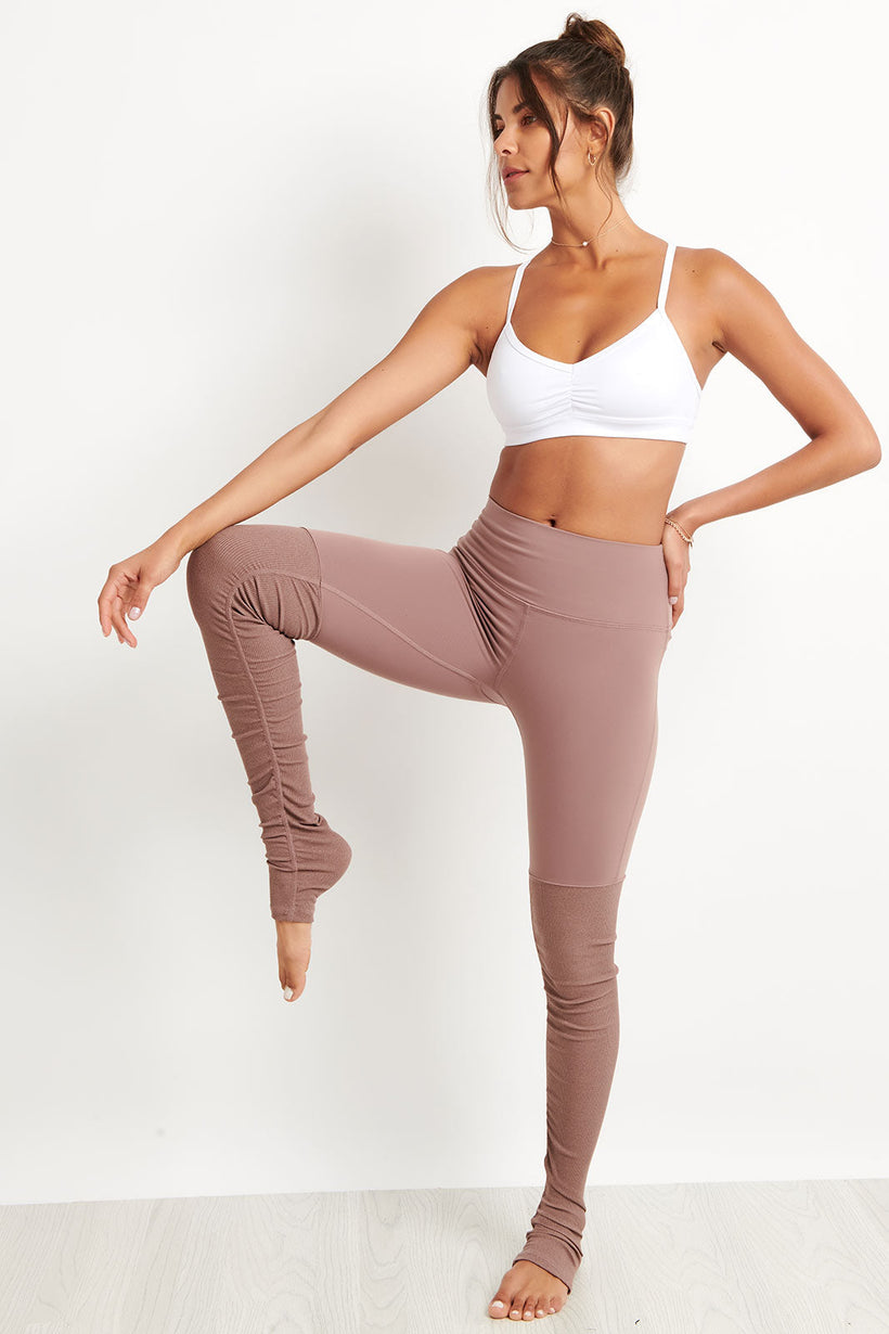 Alo Yoga Women's High Waist Alosoft Sheila Legging, Tuscan Sun  Heather/Smoky Quartz Heather/Nectar Heather, Large : Buy Online at Best  Price in KSA - Souq is now : Fashion