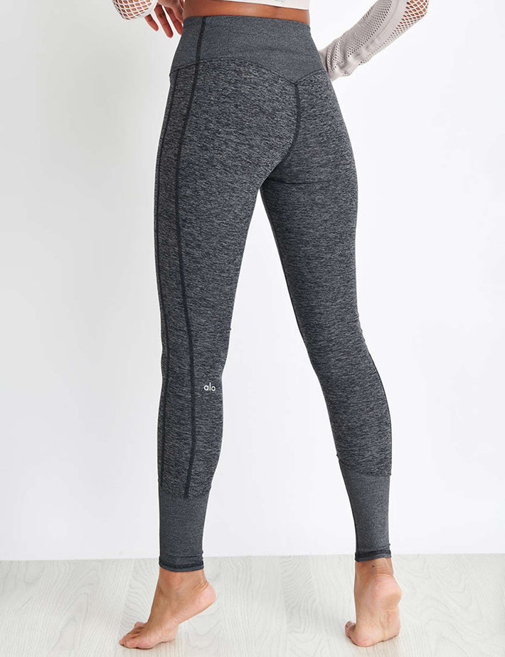 A review of all the leggings I own - Alo Yoga, Nike, Outdoor