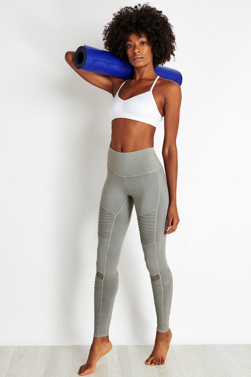 Athletic Leggings By Alo Size: M
