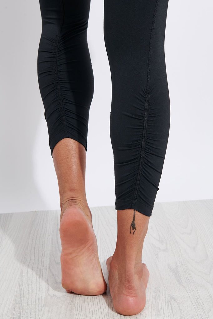 nike yoga ruched leggings