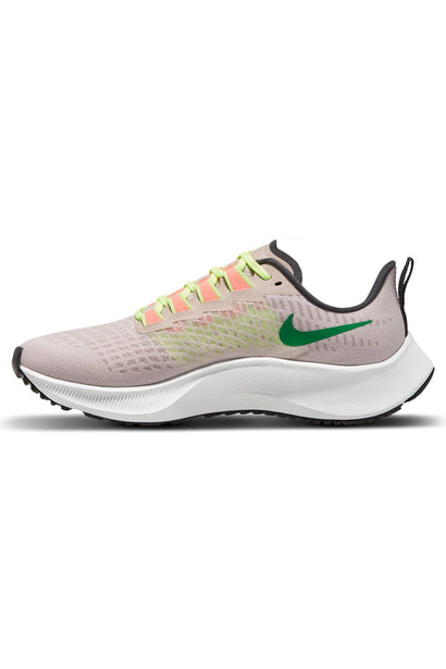 Nike | Air Zoom Pegasus 37 Premium Shoes - Rose | The Sports Edit