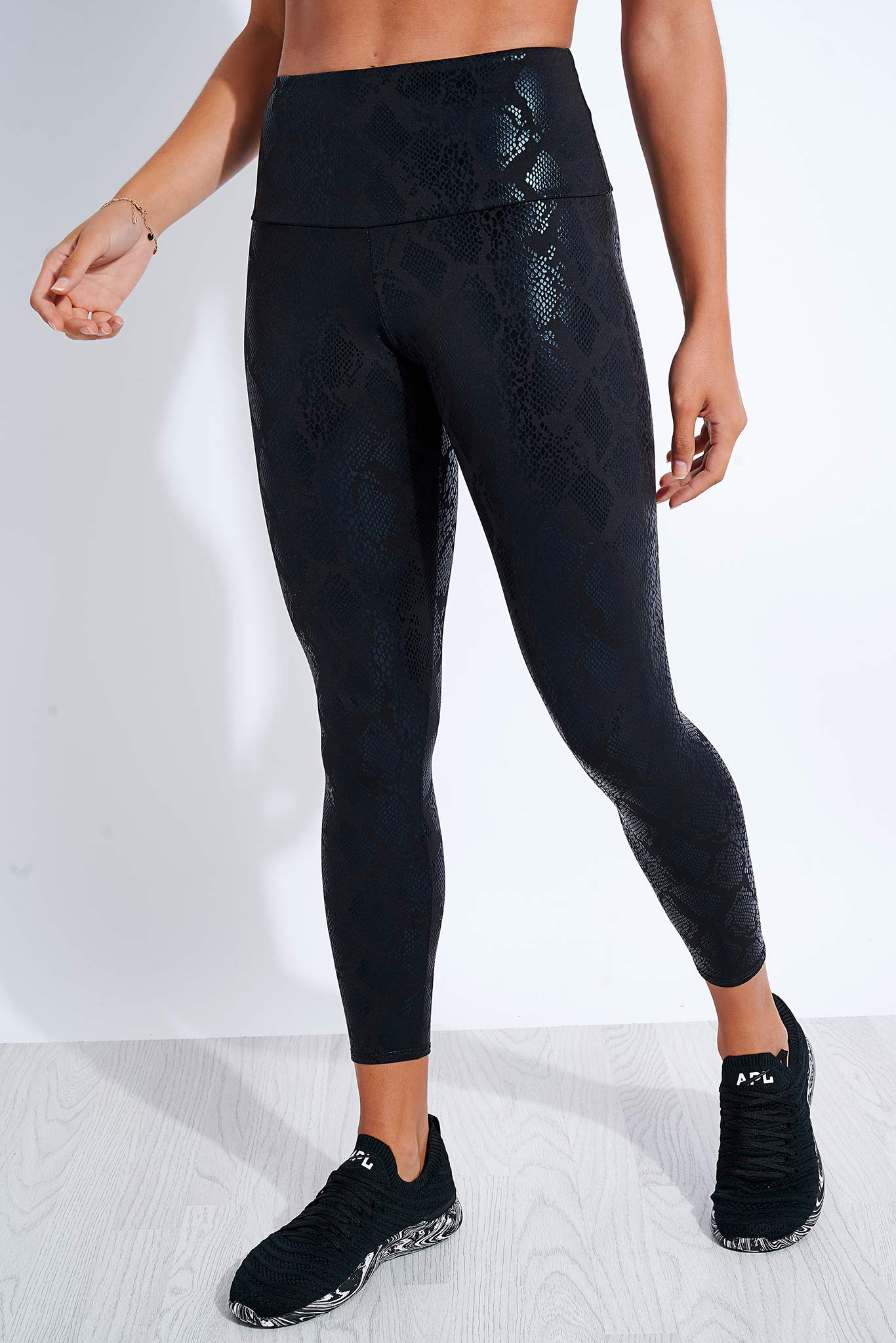 Onzie Long Legging Black Snake