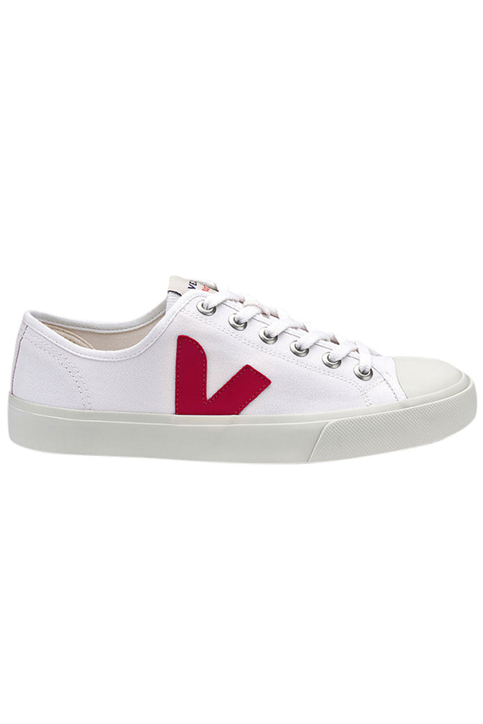 wata white black veja