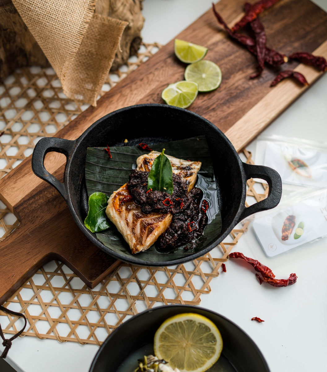 
                  
                    Ready to eat Portuguese Style Barramundi | Sasha's Fine Foods Online Grocery Store in Singapore 
                  
                