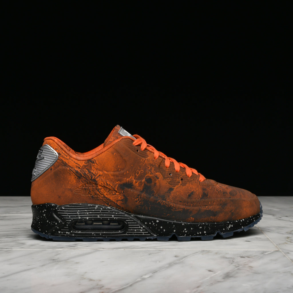 NIKE AIR MAX 90 “MARS LANDING” - IN 