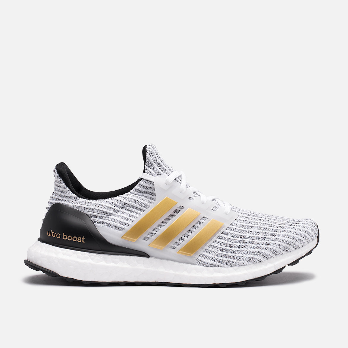 ULTRABOOST - WHITE / GOLD METALLIC 