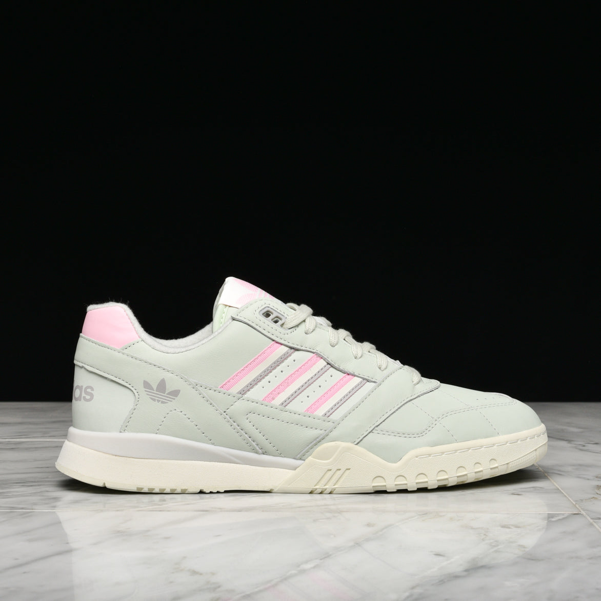 adidas ar trainer linen green