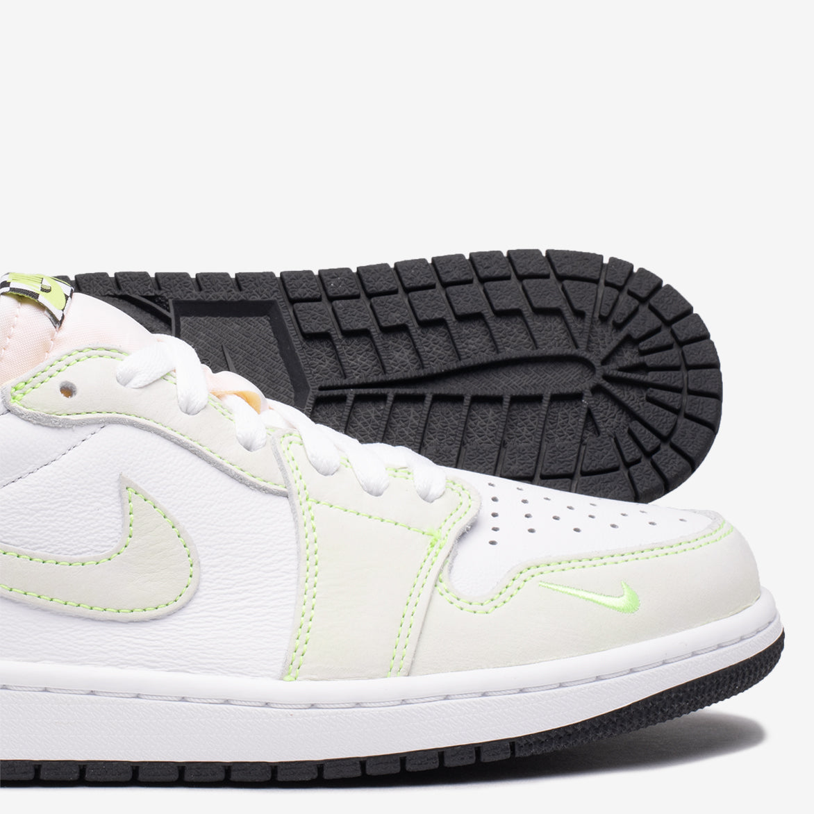 Air Jordan 1 Low Og Ghost Green Lapstoneandhammer Com