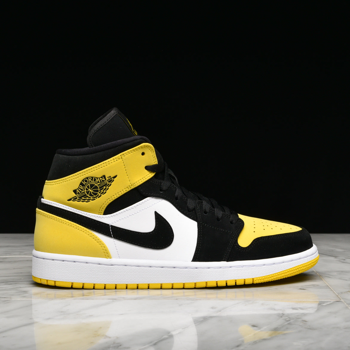 jordan aj 1 mid black and yellow