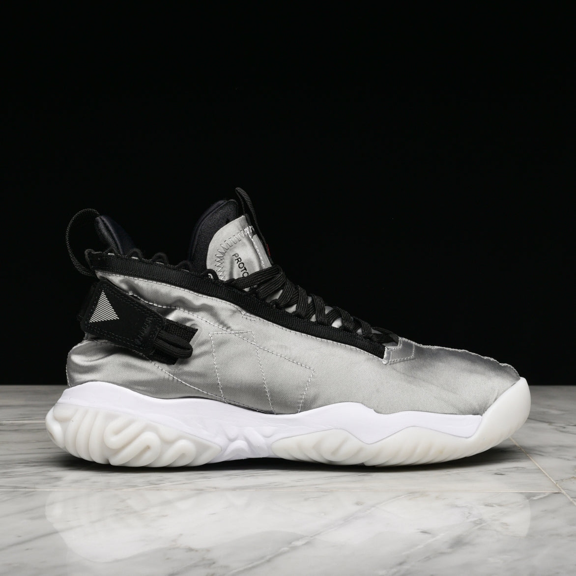 jordan proto react black