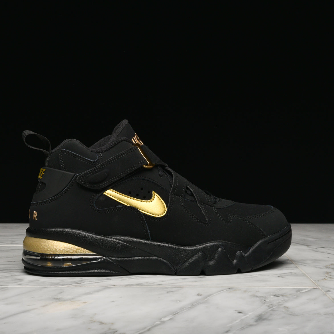 nike air force max cb gold