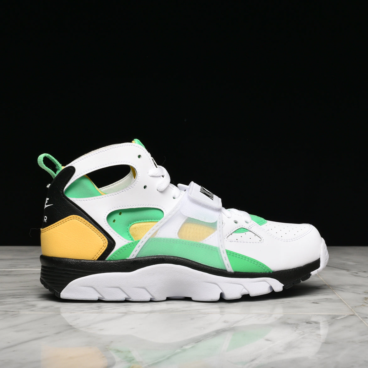 nike air trainer huarache green