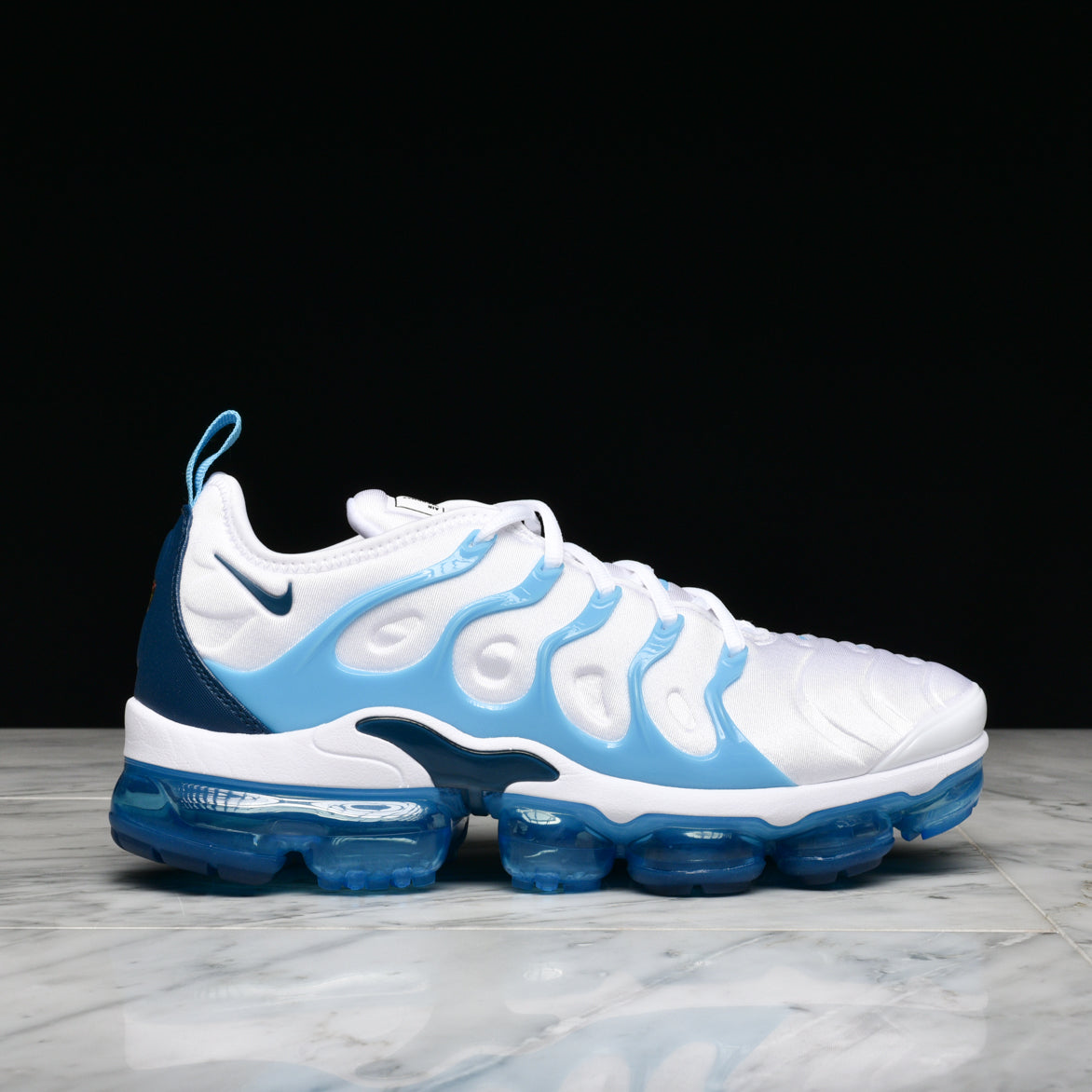 air vapormax plus blue force