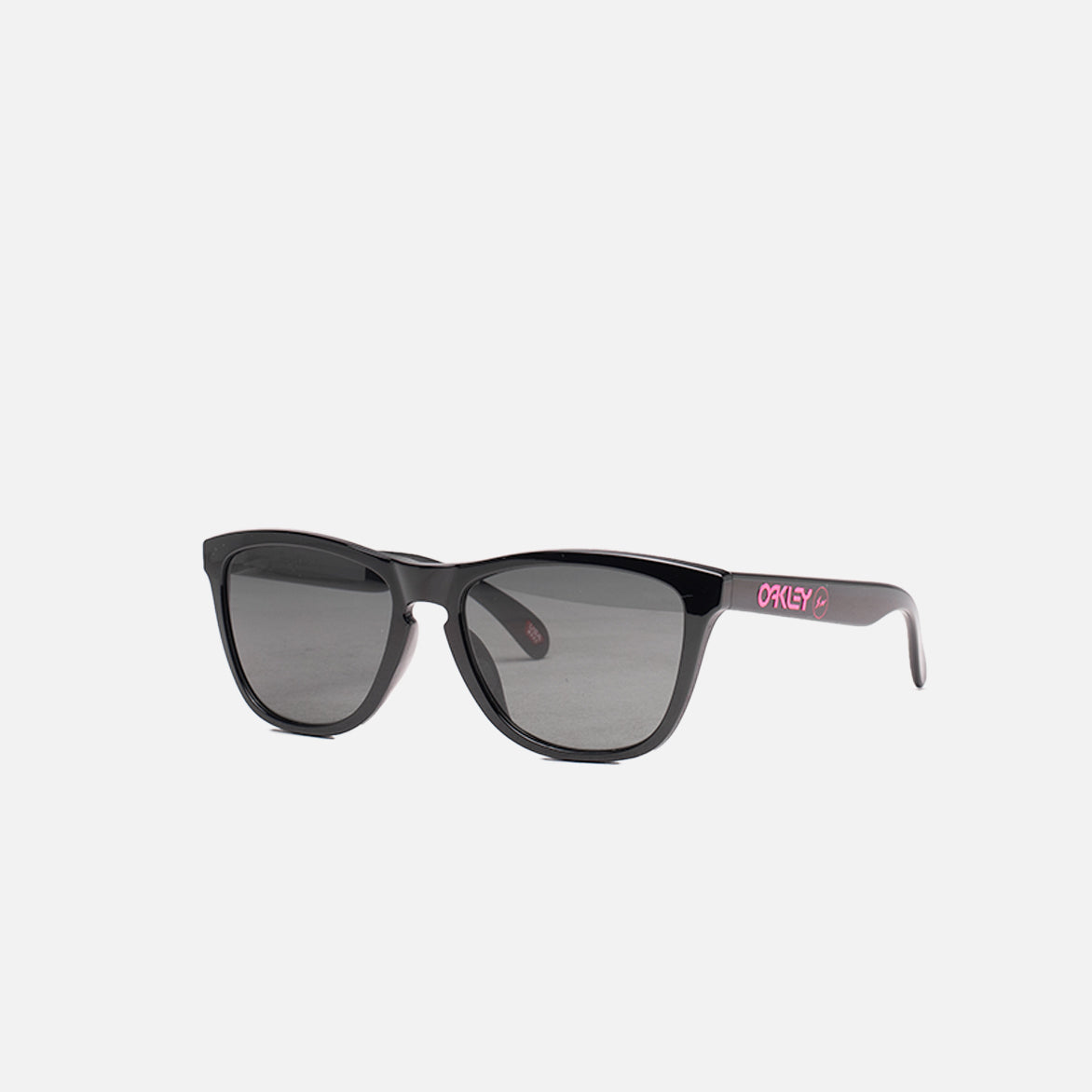 FRAGMENT X OAKLEY POLISHED BLACK FROGSKINS 