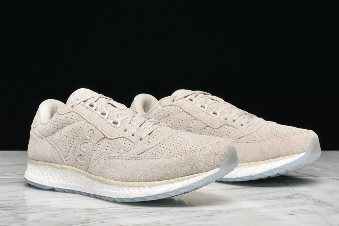 saucony freedom runner tan