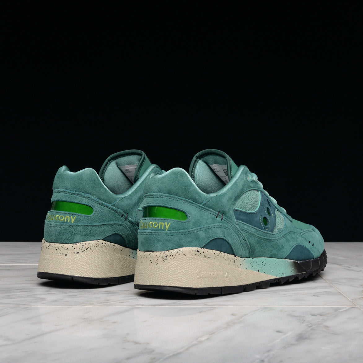 feature x saucony shadow 6000 living fossil