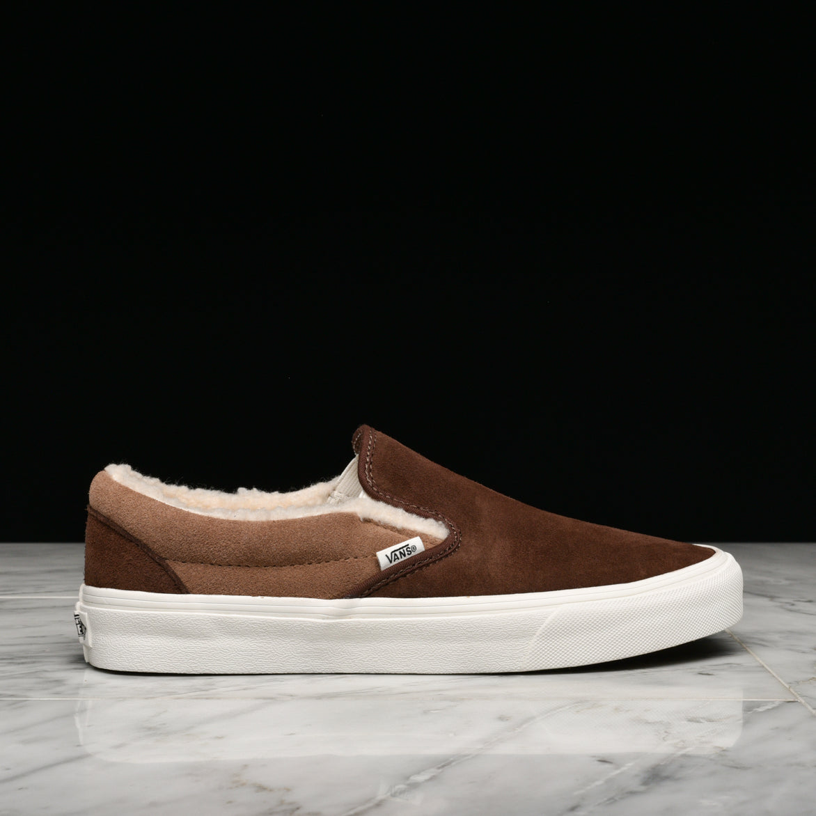 vans classic slip on suede sherpa cheap 
