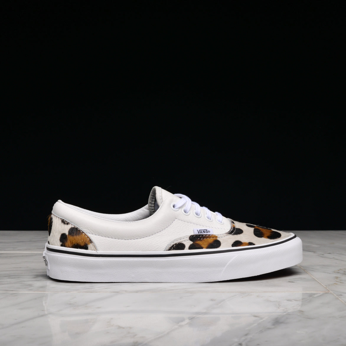 vans era leopard true white