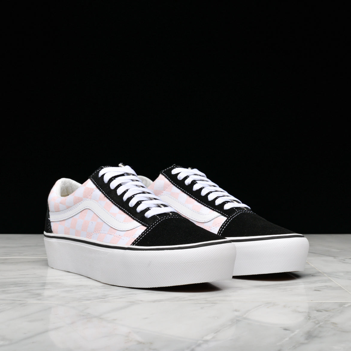 vans pink checkerboard platform