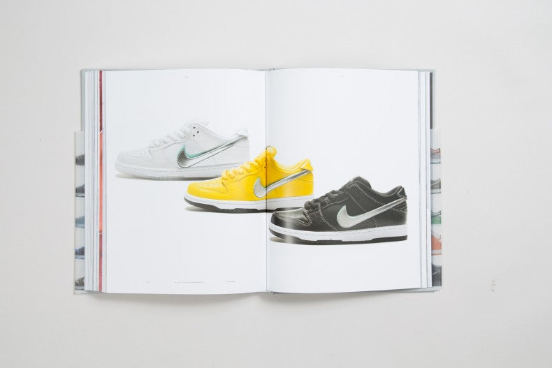 Laos Pendiente Como Nike SB: The Dunk Book | lapstoneandhammer.com