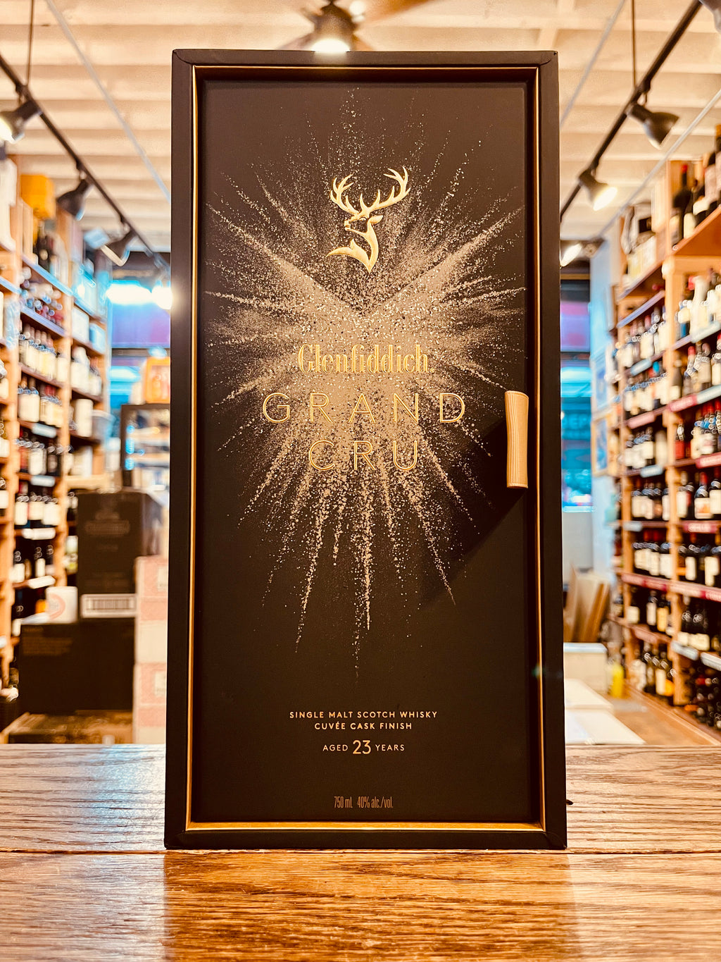 Glenfiddich 30 Year Old Suspended Time 750ml – LP Wines & Liquors
