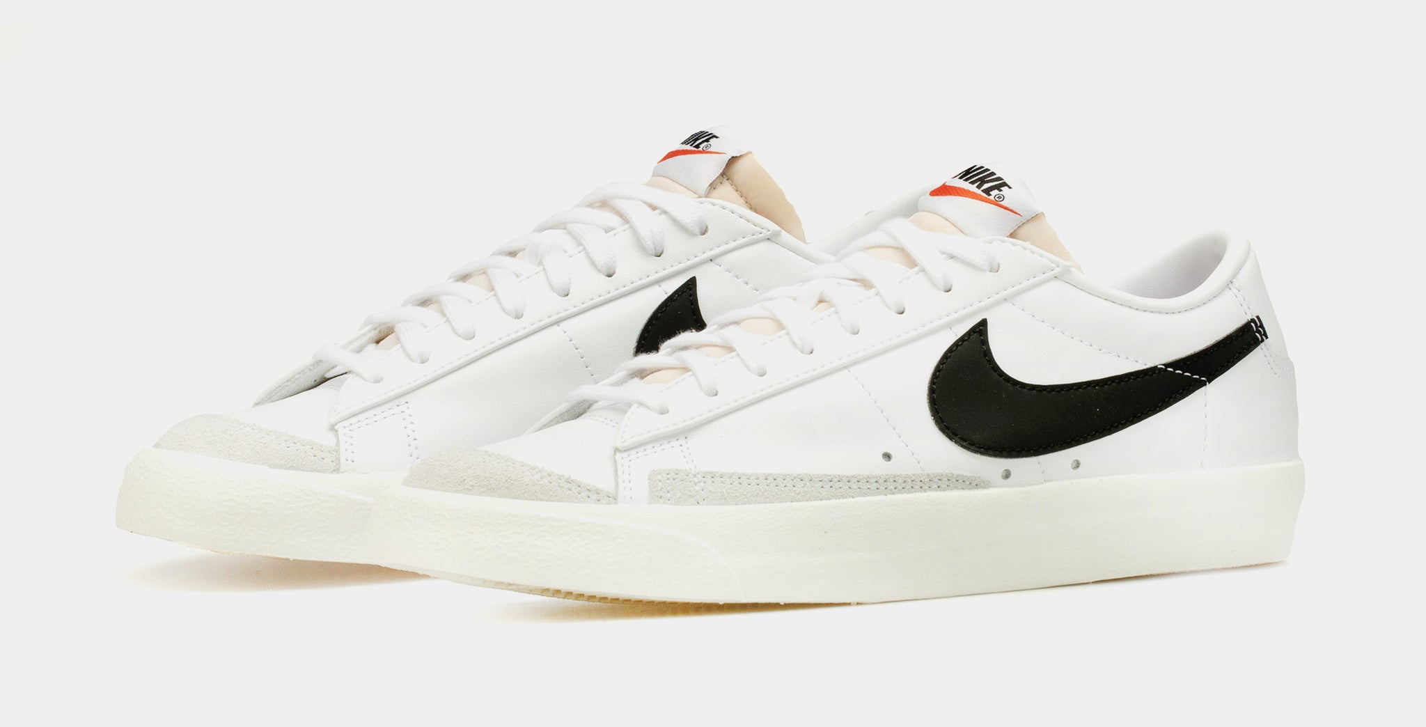 nike mens low blazers