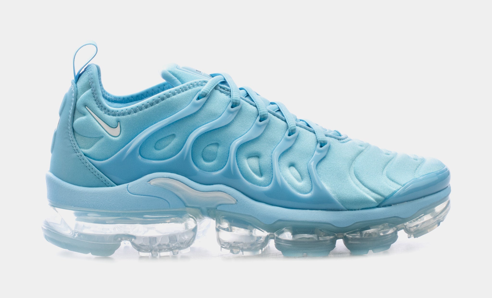 blue nike air vapormax plus