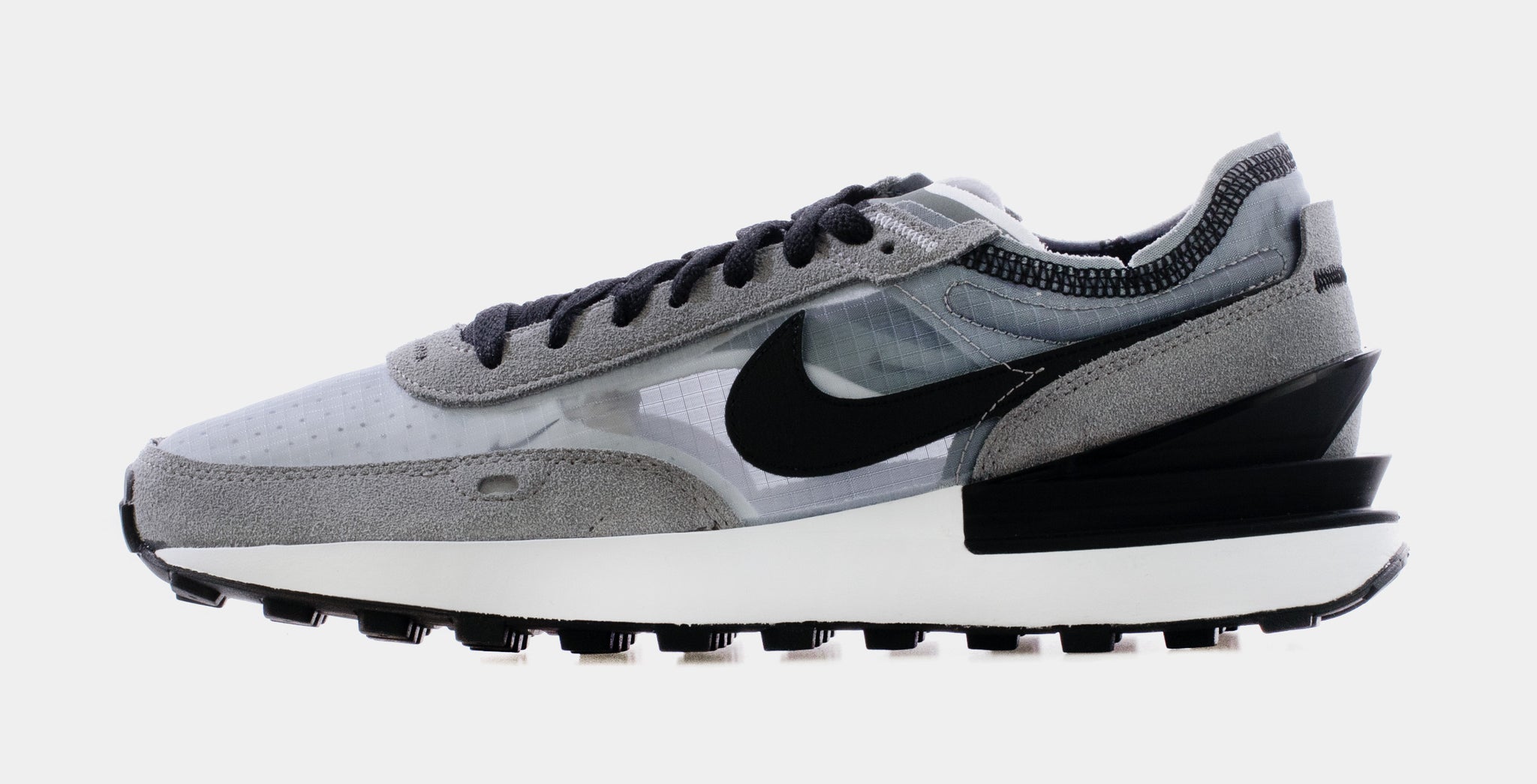 nike waffle one se sneakers in cool gray/black