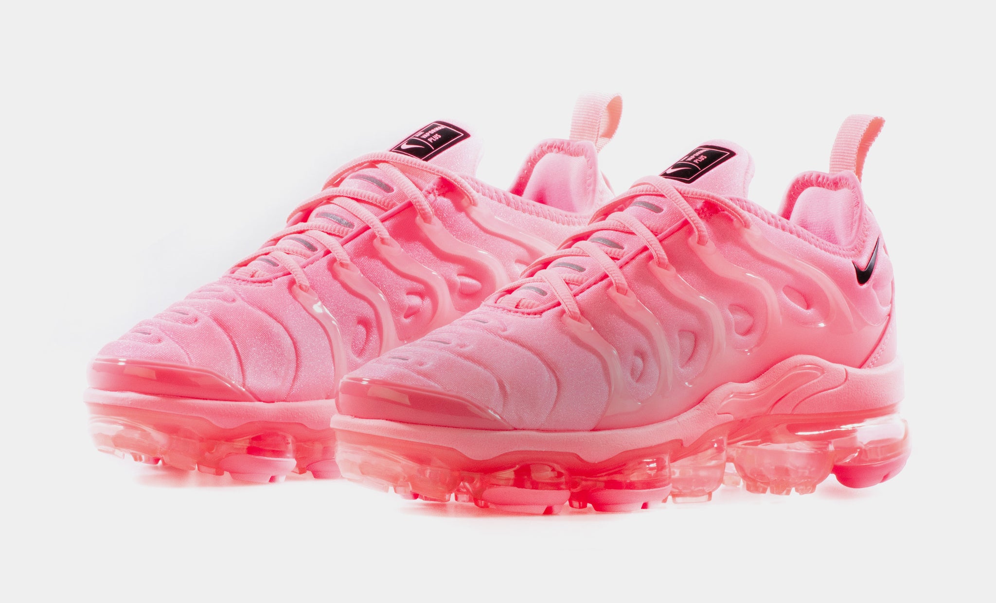 nike vapormax plus women's pink