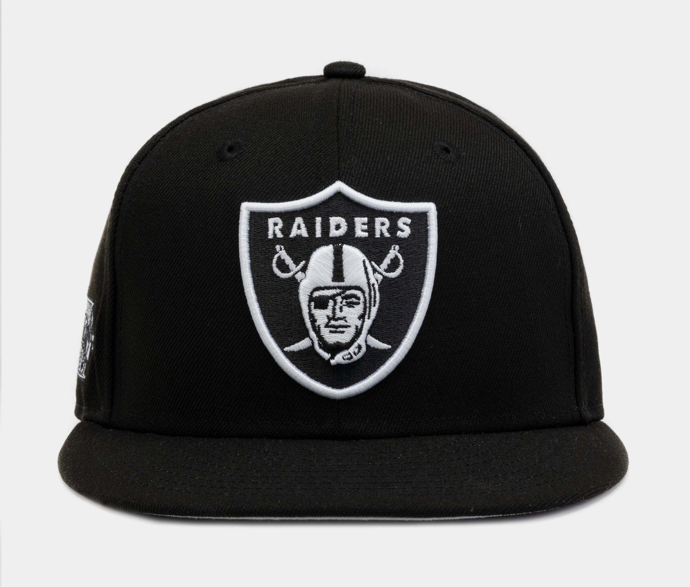 Oakland Raiders New Era Black 59FIFTY Fitted Hat