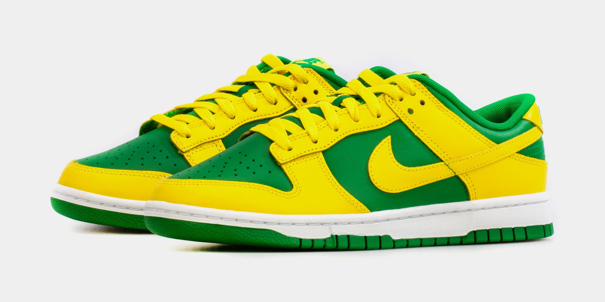 nike dunk low mens brazil stores