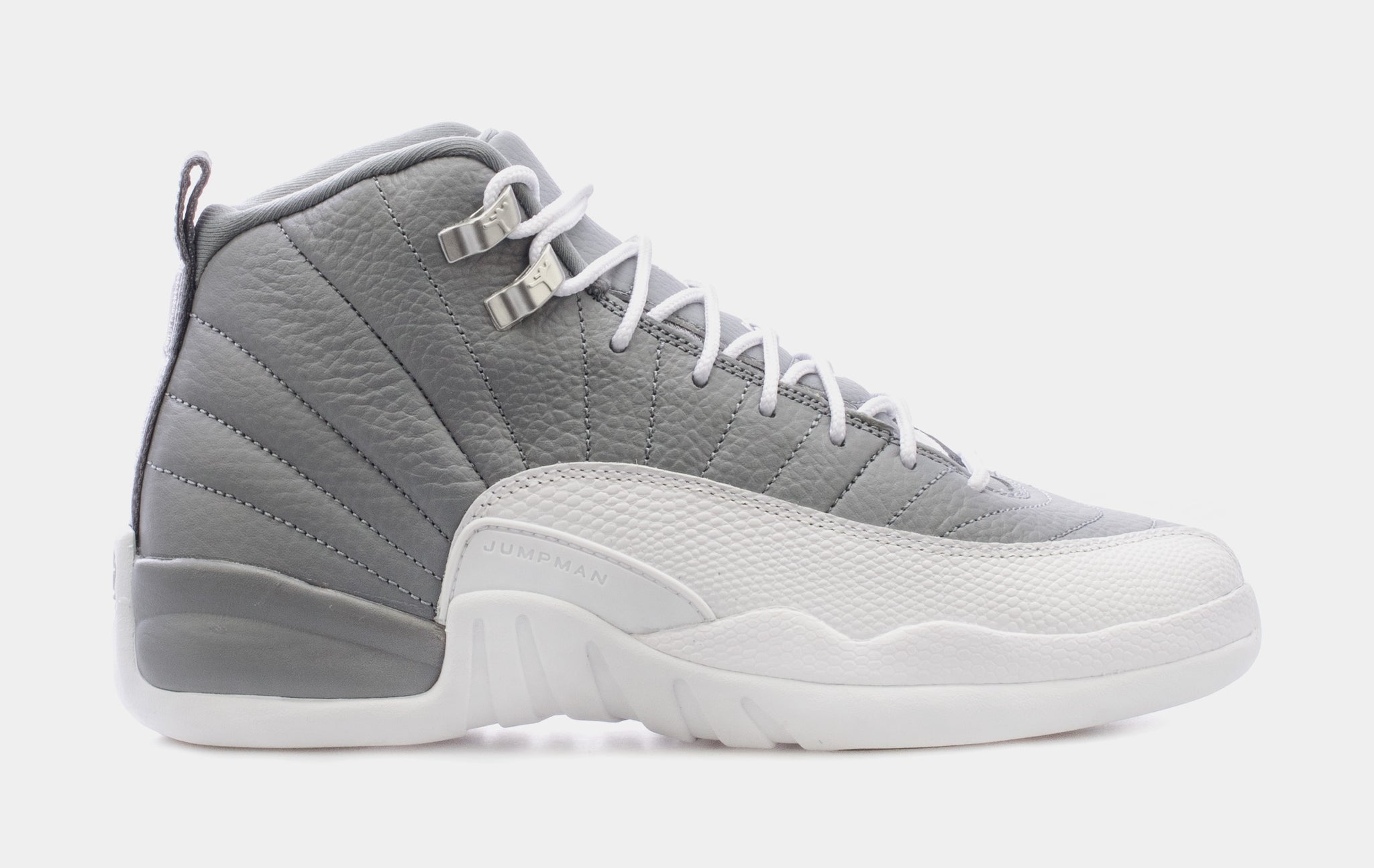 gray air jordan 12