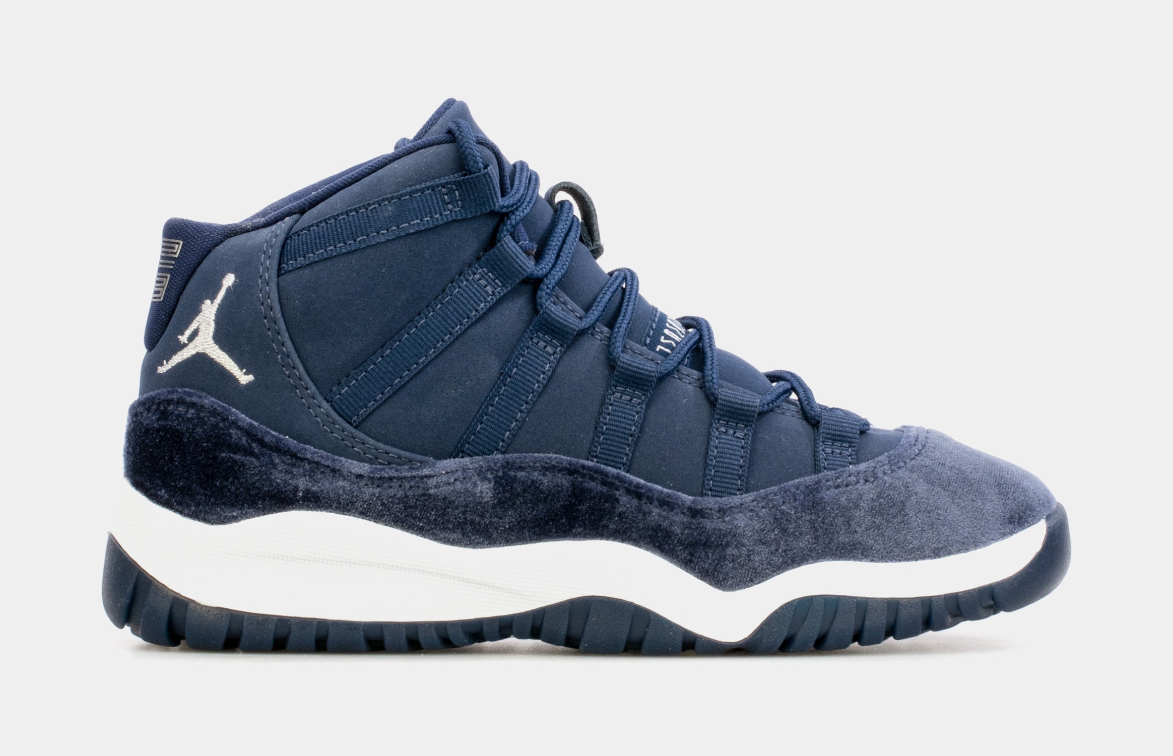 jordans 11 retro blue