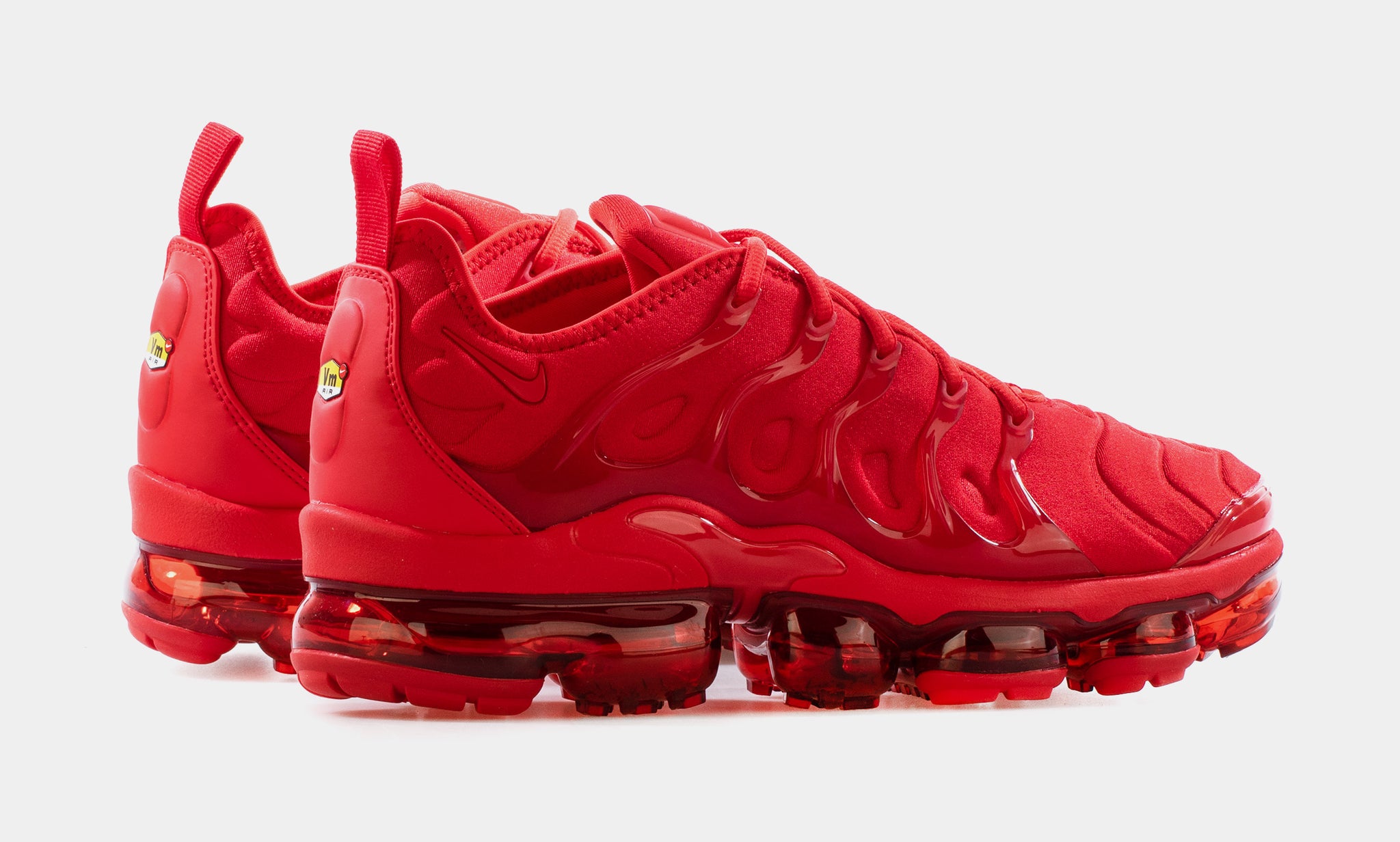vapormax plus in red