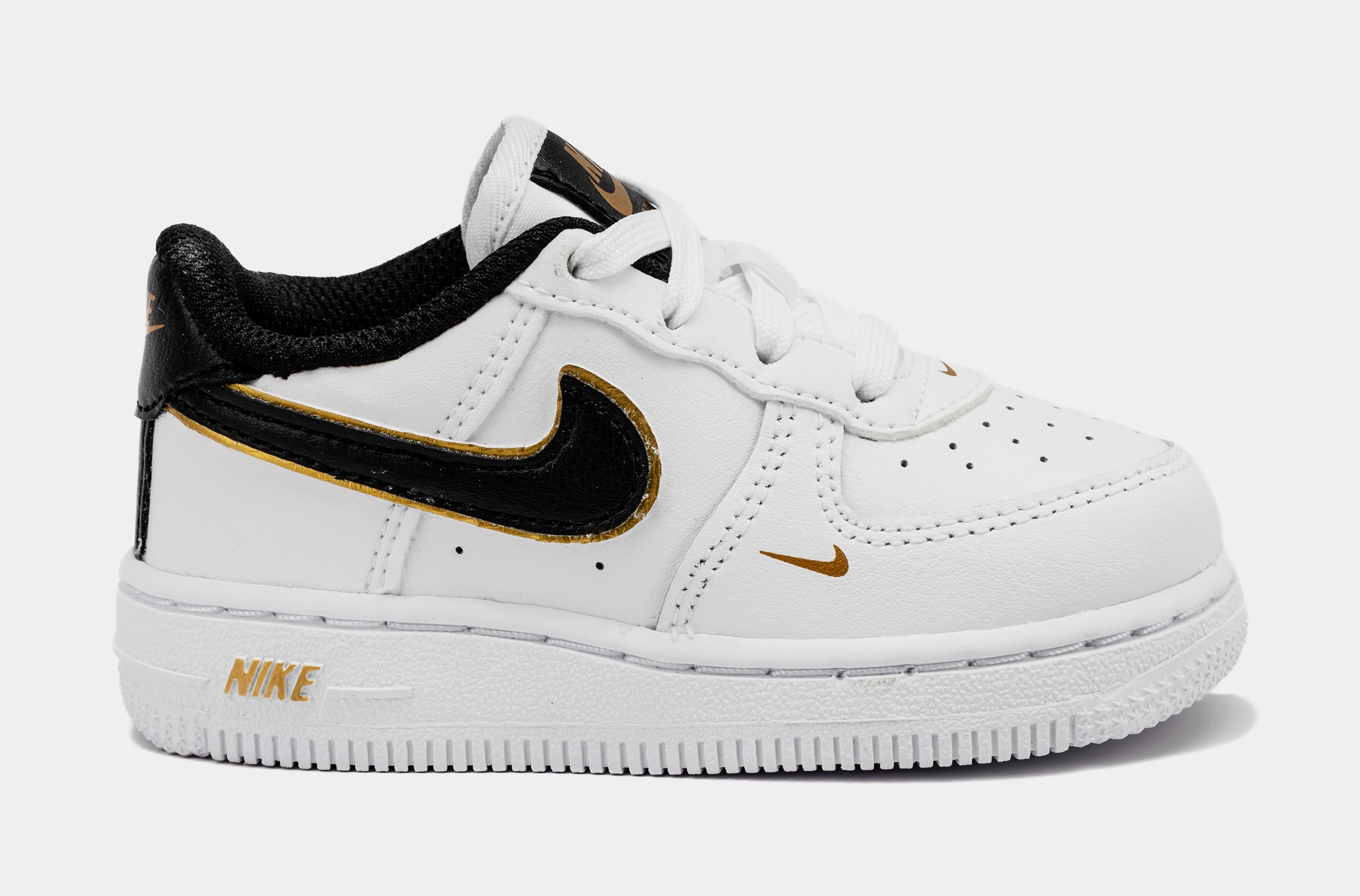 Air Force 1 Low: Nike Air Force 1 Low “Black/White” shoes: Where to get,  price, and more details explored