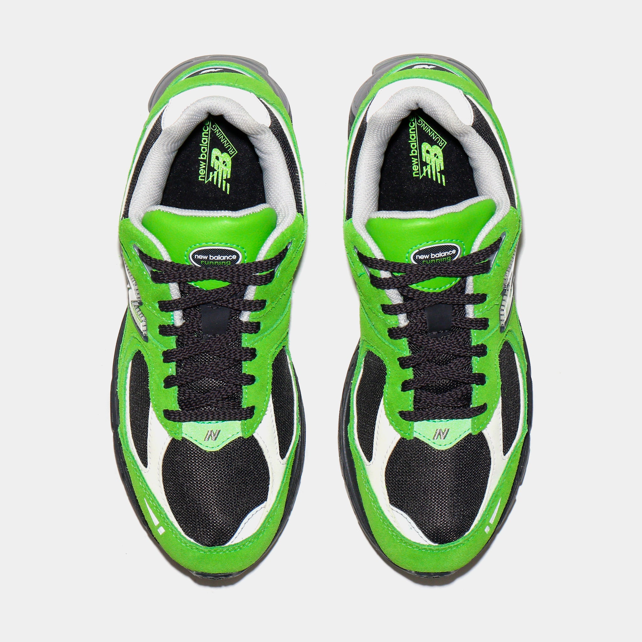 2002R Good Vibes Pack Mens Running Shoes (Green)