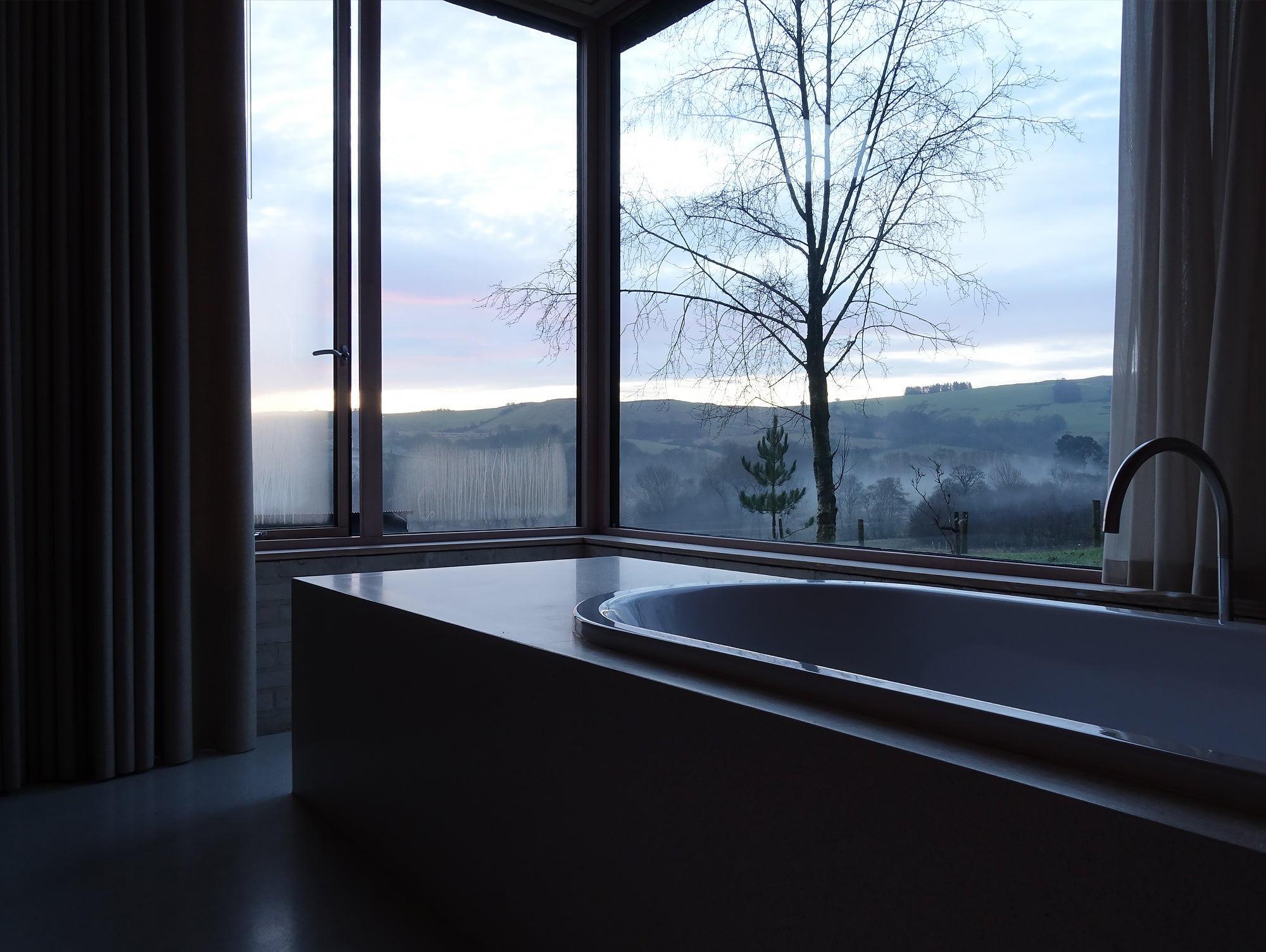 John Pawson's Life House morning bath