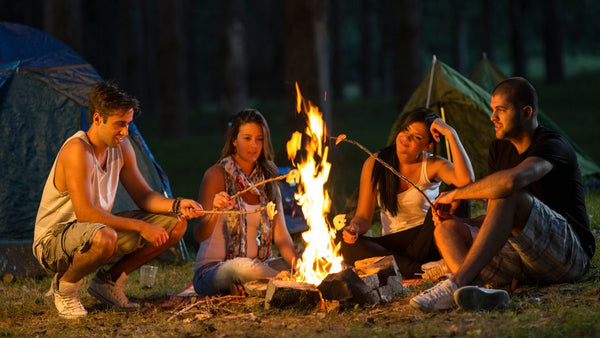 Wie beginnen Anfänger mit dem Campen?