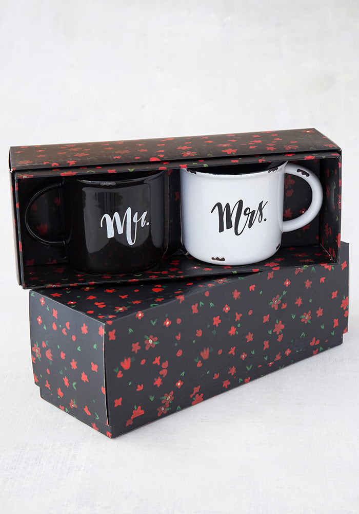 "Mr. & Mrs." Mug Set