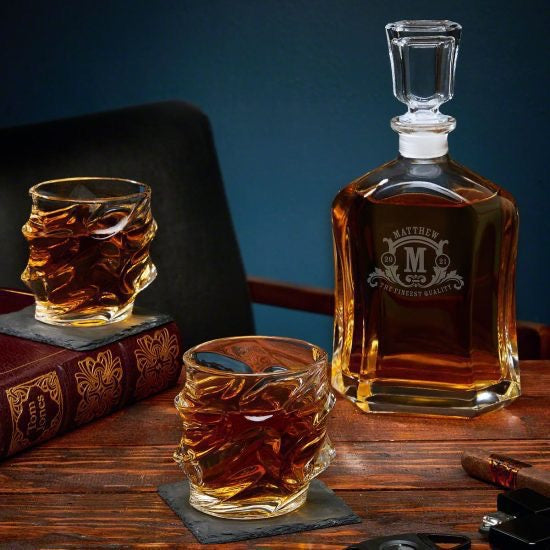 Whiskey Decanter With Sculpted Glasses